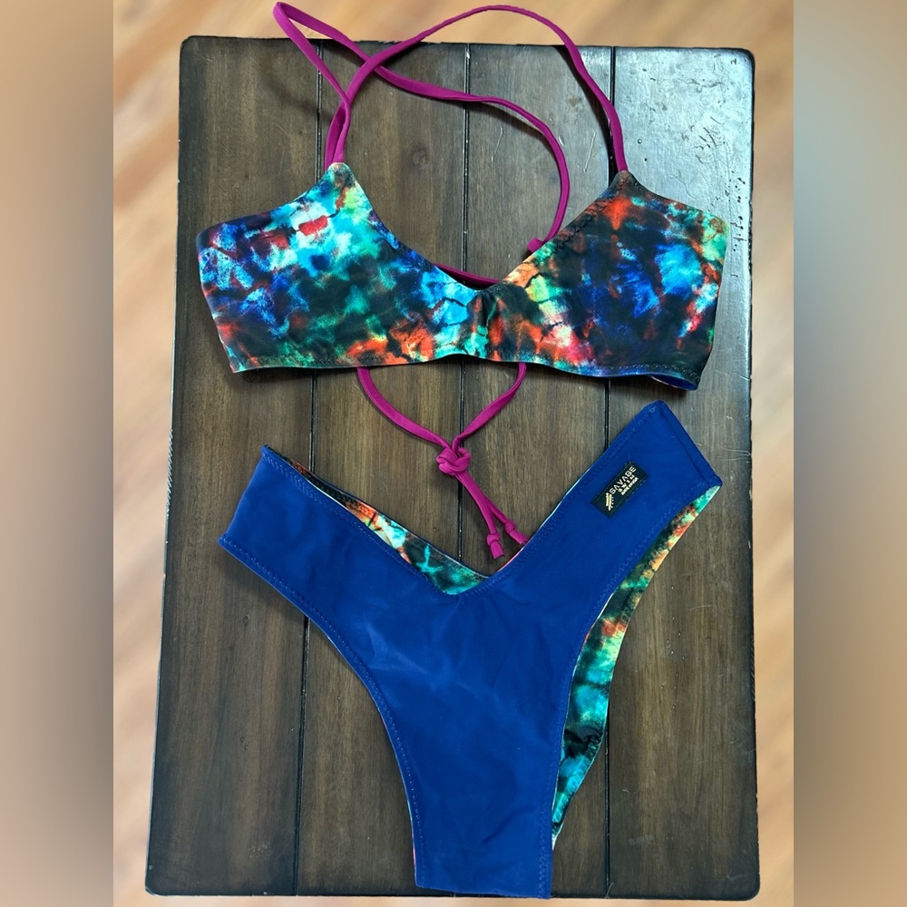 Savage swim set size S Lodi top and size S Sasha bottom.